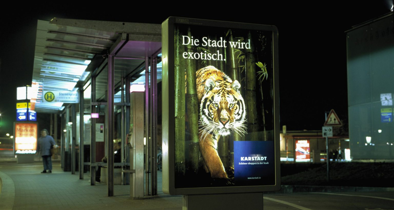 CitylightPoster hinterleuchtet Konstanz Sternenplatz Karstadt