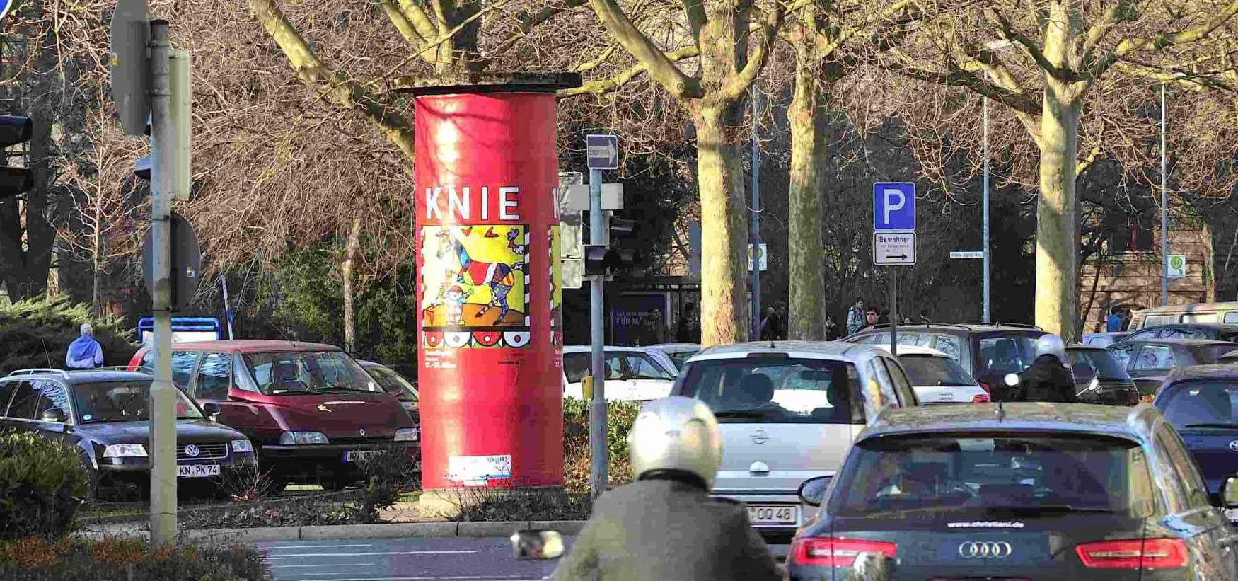 Ganzstelle Außenwerbung auf Litfaßsäule